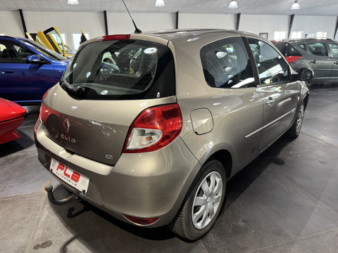 Clio III 1.5 DCI 85CH EXCEPTION PLB AUTO 2009 occasion 12000 RODEZ
