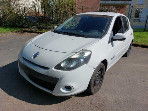 Renault Clio III 1.5 DCI 75CH AUTHENTIQUE ECO² 5P 2012 occasion Châtillon-en-Vendelais 35210