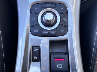 Laguna III Estate 2.0 DCI 150CH ENERGY BOSE EDITION ECO&sup2; 4control / ATTELAGE 2011 occasion 38130 ECHIROLLES