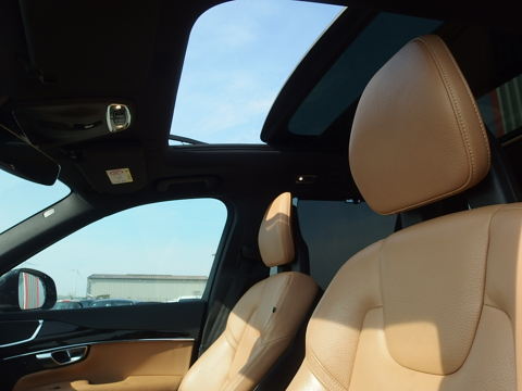 XC90 D5 AWD 235CH MOMENTUM GEARTRONIC 7 PLACES 2017 occasion 10600 Savi&egrave;res