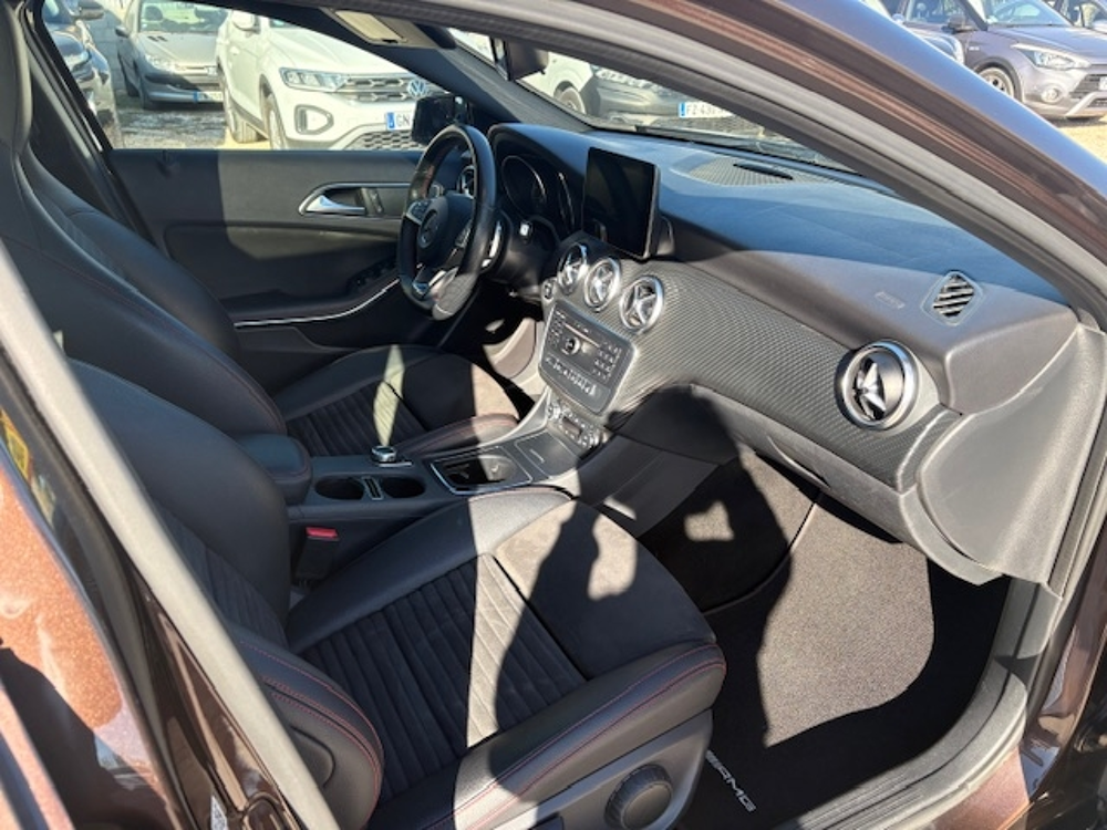 Classe A 200D 136CH FASCINATION PACK AMG 7G-DCT 2017 occasion 30360 V&eacute;z&eacute;nobres