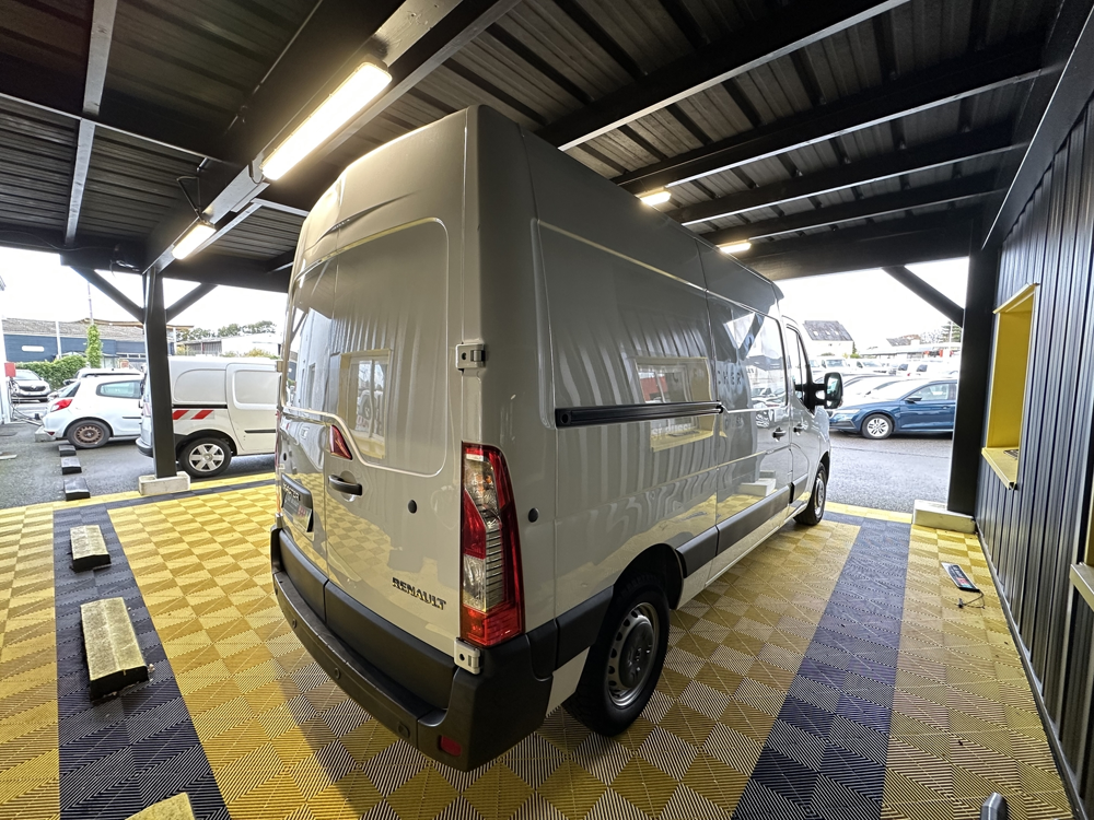 Master F3300 L2H2 2.3 DCI 135CH CONFORT EURO6 2021 occasion 56530 Qu&eacute;ven
