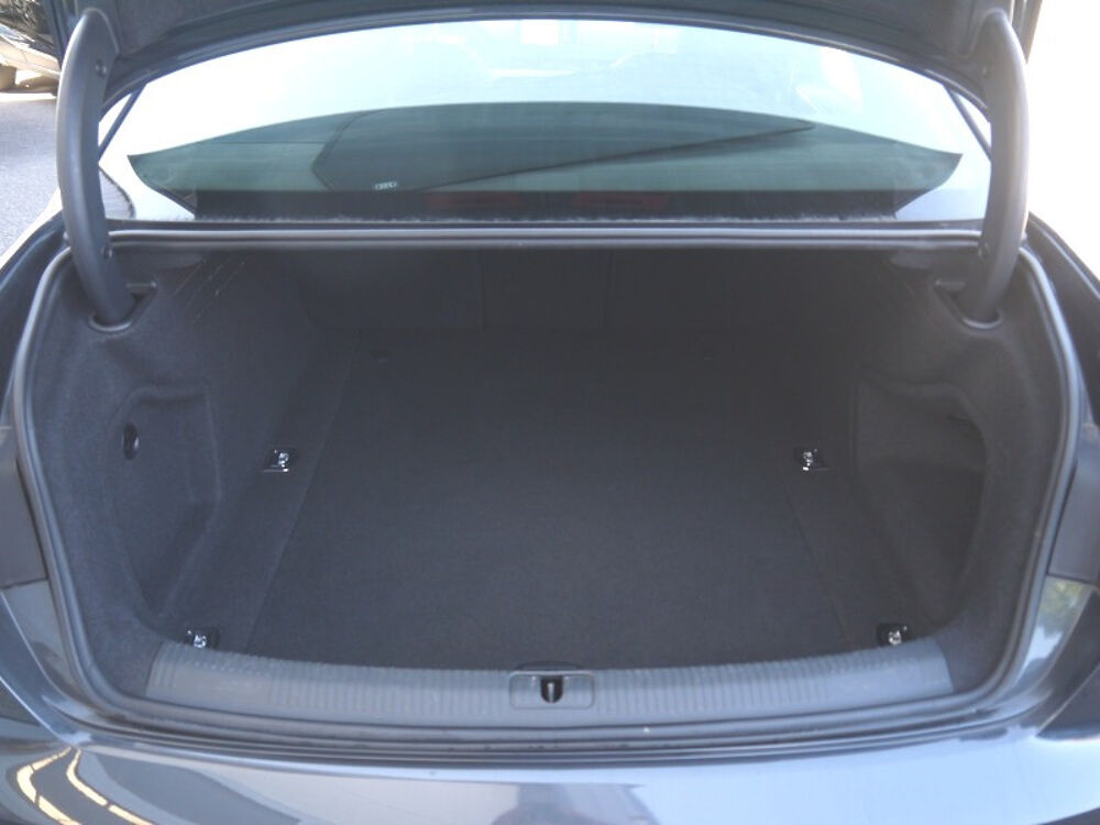 A4 2.0 TDI 150CH ULTRA S LINE S TRONIC 7 2017 occasion 38260 La C&ocirc;te-Saint-Andr&eacute;