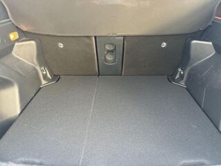 Yaris Cross 116h Design MY22 2023 occasion 13400 Aubagne