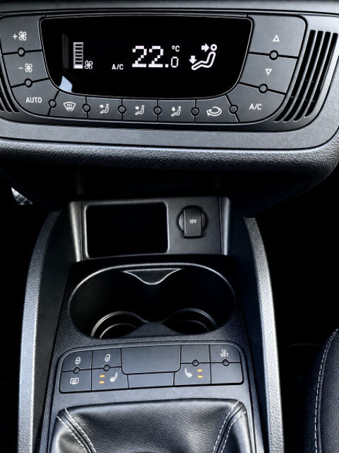 Ibiza 1.2 TSI 105CH STYLE SUR&Eacute;QUIP&Eacute;E / SIEGES CHAUFFANTS / GPS / L 2015 occasion 94260 Fresnes