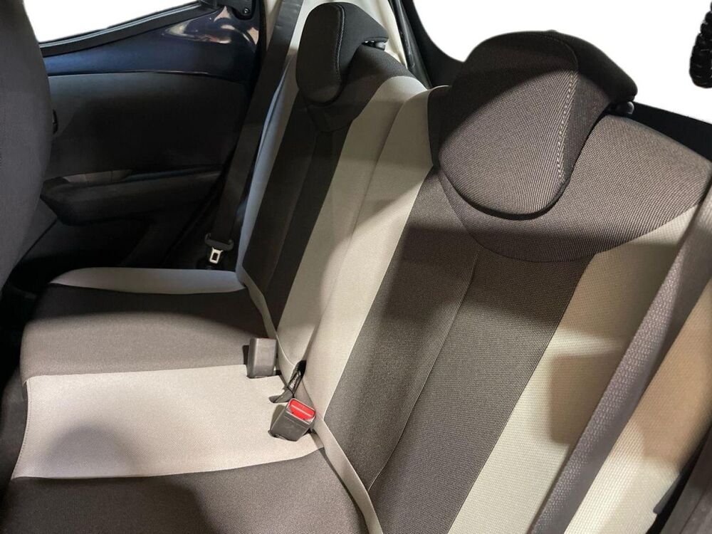 Aygo 1.0 VVT-i 69ch x-play 5p 2015 occasion 13400 Aubagne