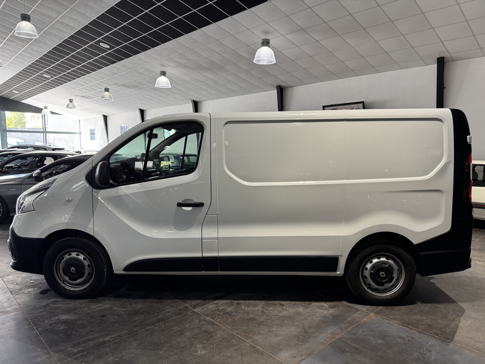 Trafic L1H1 1.6 DCI 120CH CONFORT 2017 occasion 12000 RODEZ