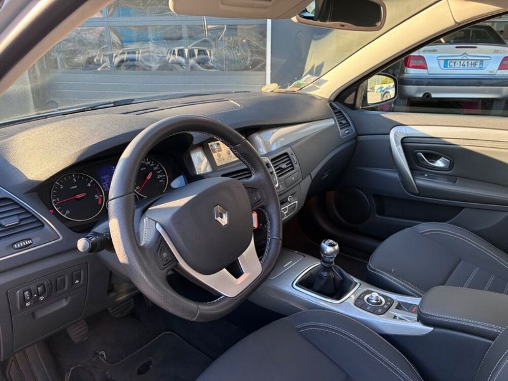 Laguna III Estate 2.0 DCI 150CH ENERGY BOSE EDITION ECO&sup2; 4control / ATTELAGE 2011 occasion 38130 ECHIROLLES