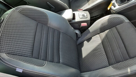 Sc&eacute;nic III 1.5 DCI 110CH ENERGY BOSE ECO&sup2; 2015 2015 occasion 08000 Warcq