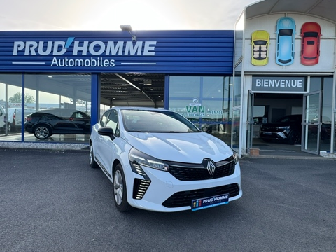 Renault Clio V 1.5 BLUE DCI 100CH EVOLUTION + GPS 2025 occasion Puymoyen 16400