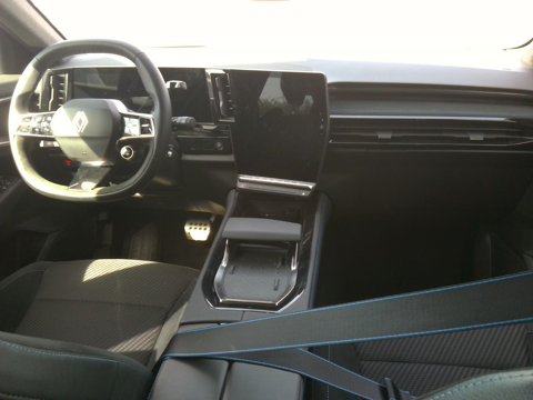 Espace 1.2 E-TECH FULL HYBRID 200CH ESPRIT ALPINE 7 PLACES - 25 2025 occasion 56530 Qu&eacute;ven