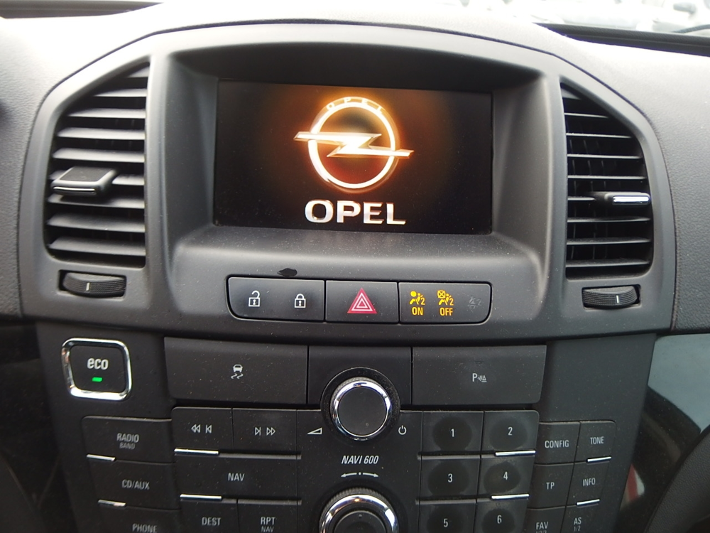 Insignia 2.0 CDTI130 COSMO PACK INNOVATION START&STOP 5P 2013 occasion 10600 Savi&egrave;res