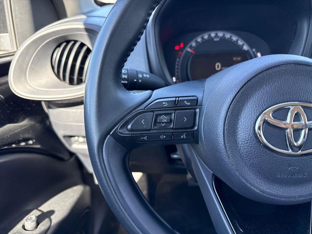 Aygo 1.0 VVT-i 72ch Dynamic S-CVT MY23 2024 occasion 13300 Salon-de-Provence
