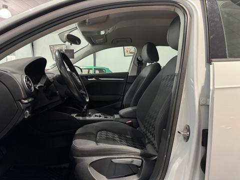 A3 1.6 TDI 105CH PLB AUTO 2013 occasion 12000 RODEZ
