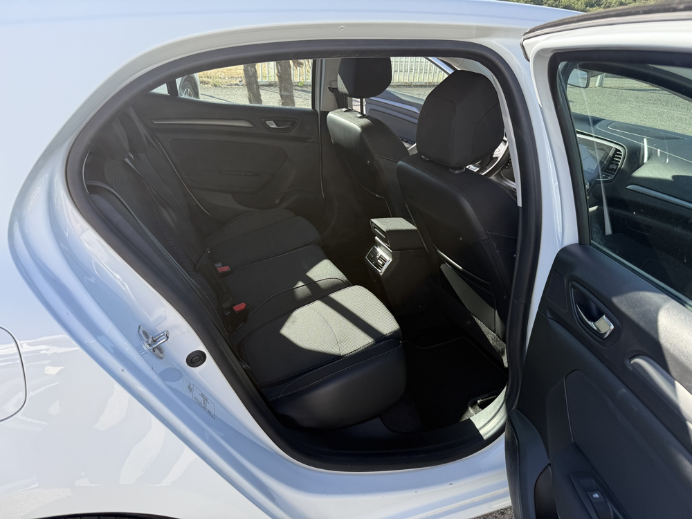 Megane IV 1.6 E-TECH PLUG-IN HYBRID 160CH EVOLUTION 2022 occasion 26740 Les Tourrettes