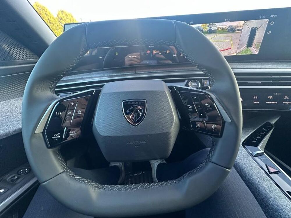 5008 Hybrid 145ch Allure e-DCS6 2025 occasion 27930 Normanville