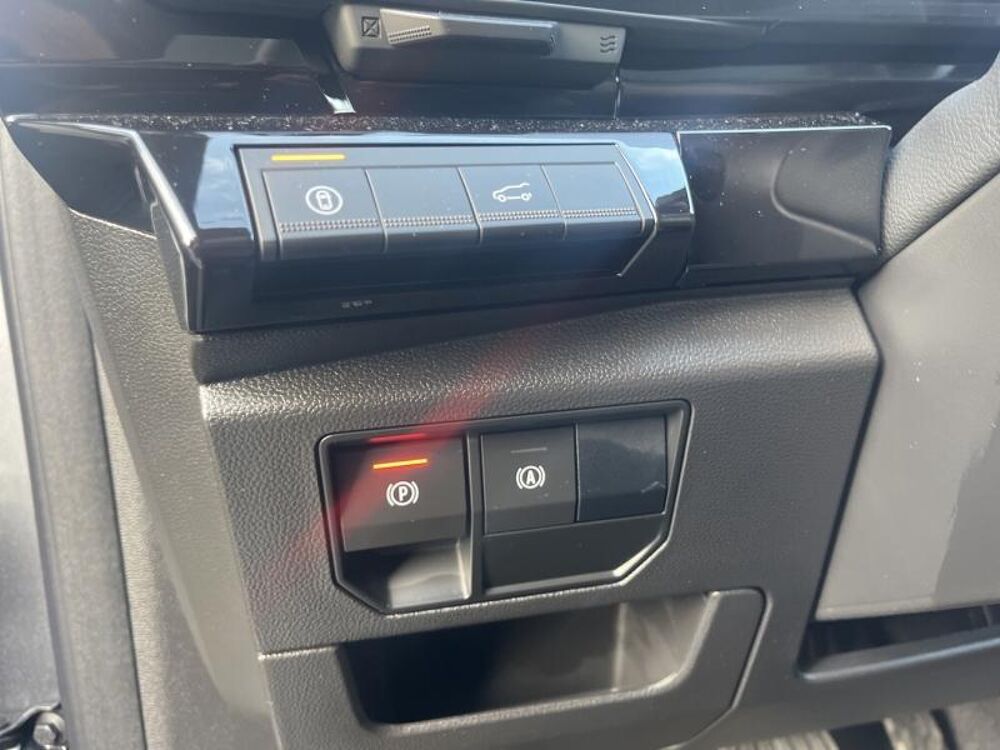 Rafale 1.2 E-Tech full hybrid 200ch Techno 2024 occasion 78860 ST NOM LA BRETECHE