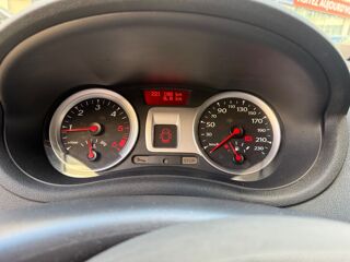 Clio III 1.5 DCI 85CH EXCEPTION 5P 2010 occasion 06400 Cannes
