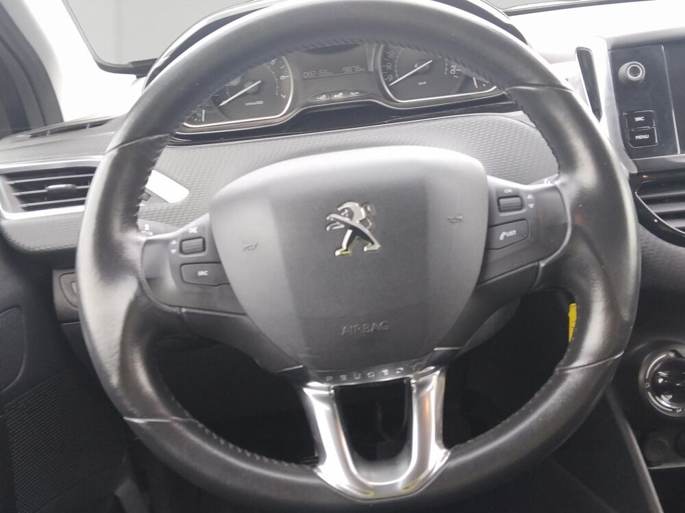 208 1.2 PureTech 82ch Style 5p 2018 occasion 27000 &Eacute;vreux