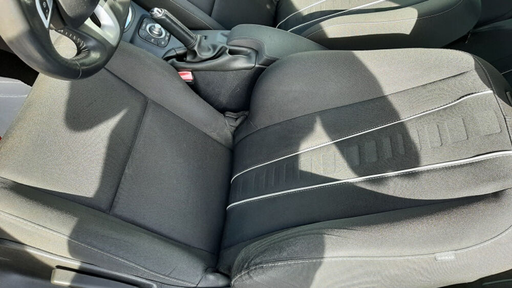 M&eacute;gane III Coup&eacute; 1.6 DCI 130CH ENERGY FAP BOSE ECO&sup2; 2012 occasion 08000 Warcq