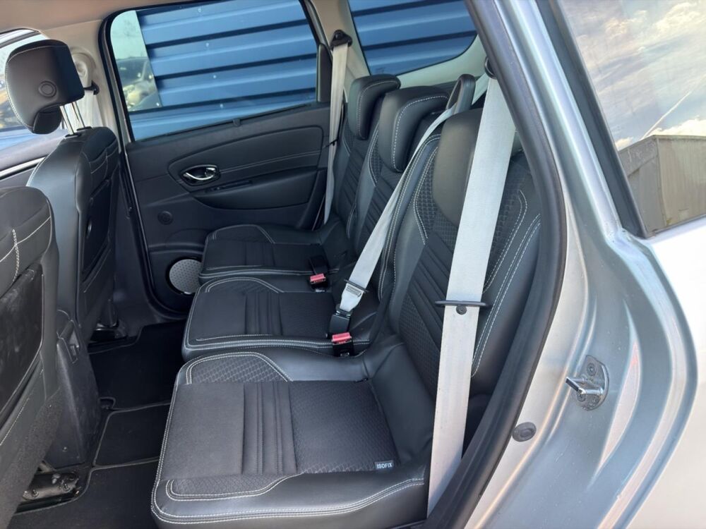Grand Sc&eacute;nic II 1.5 dCi 110ch Bose EDC Euro6 7 places Boite Automatique 2016 occasion 17450 Saint-Laurent-de-la-Pr&eacute;e