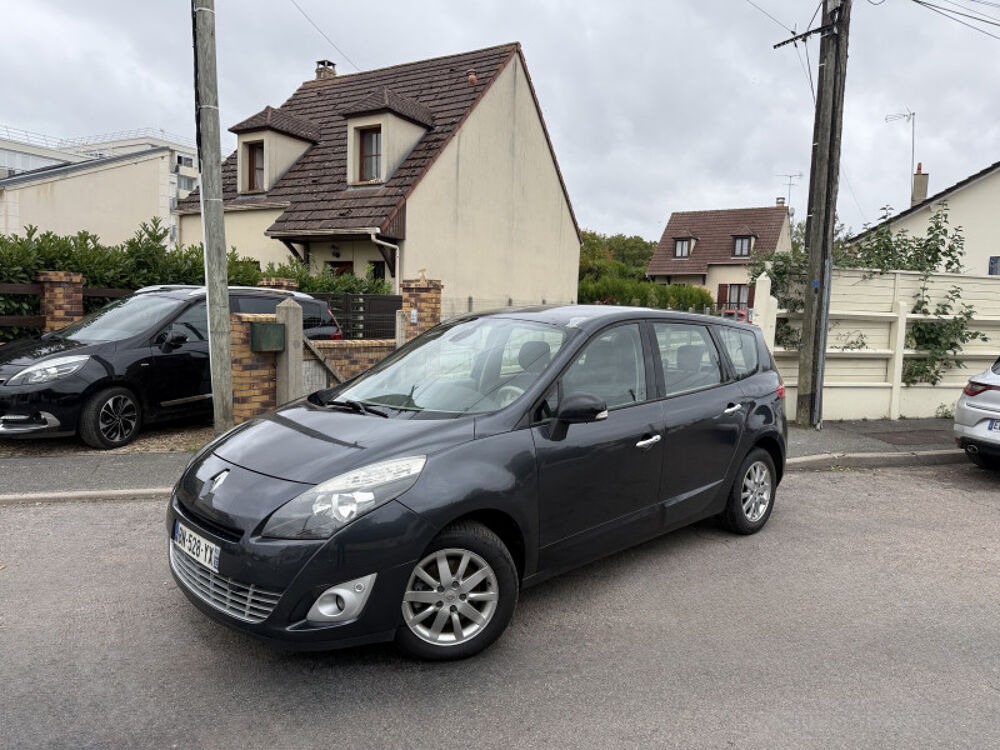 Grand Sc&eacute;nic III 1.9 DCI 130CH FAP PRIVILEGE EURO5 5 PLACES 2011 occasion 95480 PIERRELAYE