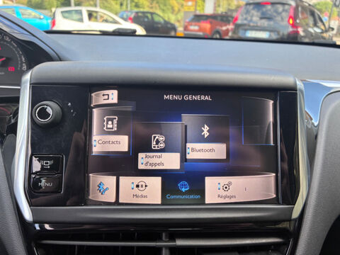 208 1.0 VTI ACTIVE 3P / SUIVI PEUGEOT / DISTRIBUTION NEUVE POUR 2013 occasion 38130 ECHIROLLES