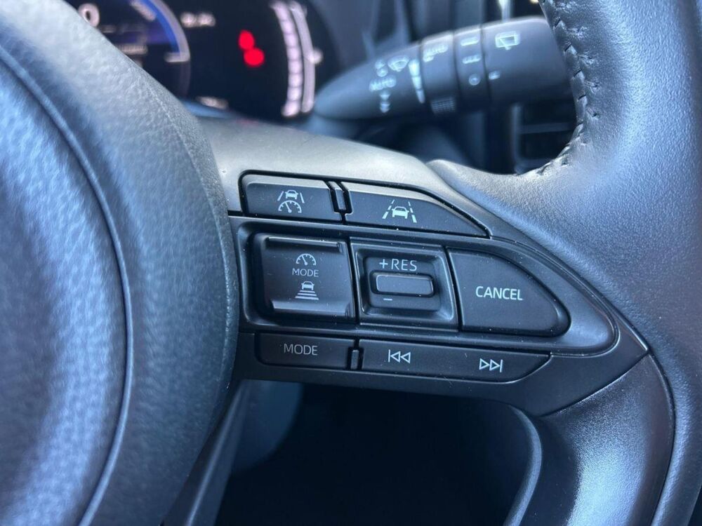 Yaris Cross 130h Design MC24 2025 occasion 13300 Salon-de-Provence