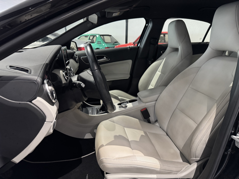 Classe A 160 CDI BUSINESS 1 ERE MAIN 2014 occasion 12000 RODEZ