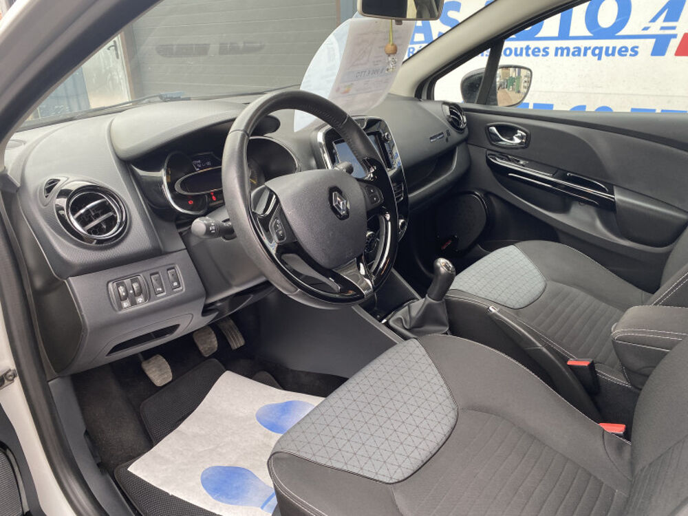 Clio IV 0.9 TCE 90CH ENERGY INTENS ECO&sup2; 2013 occasion 42120 LE COTEAU
