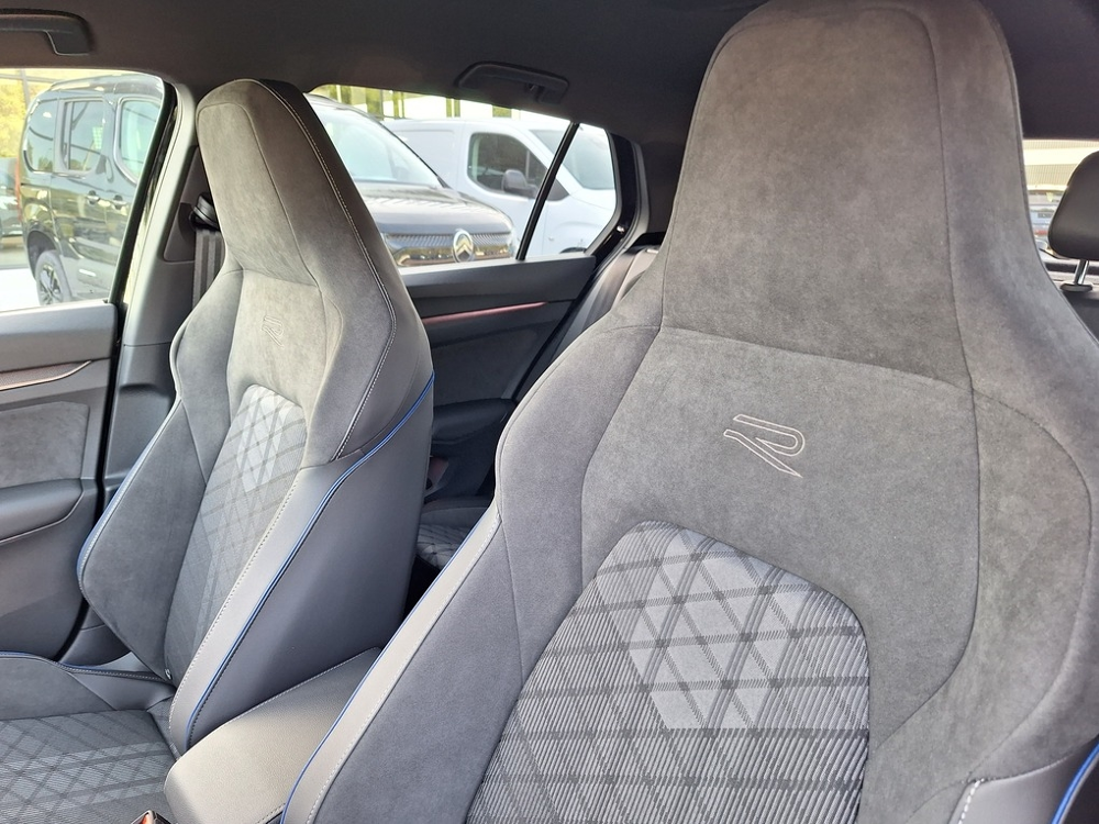 Golf 1.5 ETSI EVO2 116CH R-LINE EDITION DSG7 2026 occasion 12850 Onet-le-Ch&acirc;teau