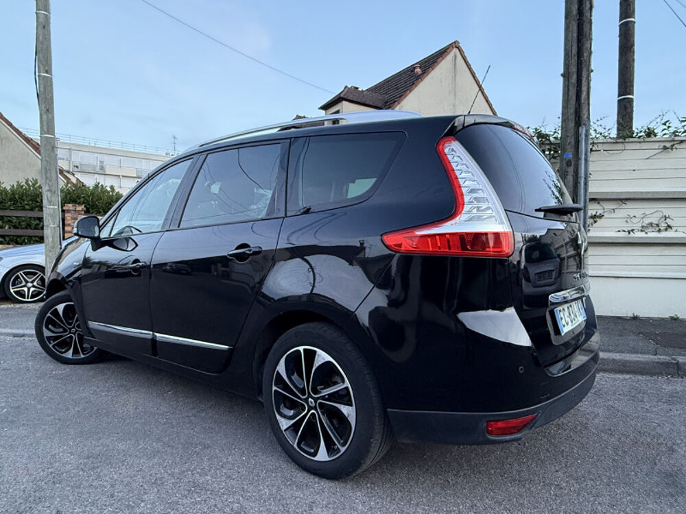 Grand Sc&eacute;nic III 1.5 DCI 110CH ENERGY BOSE ECO&sup2; EURO6 7 PLACES 2015 2016 occasion 95480 PIERRELAYE