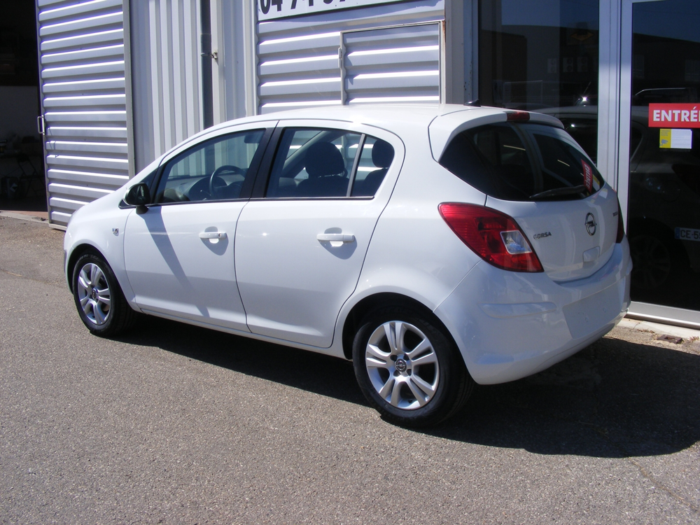 Corsa IV 1.3 CDTI95 FAP GRAPHITE 5P 2013 occasion 38150 Salaise-sur-Sanne