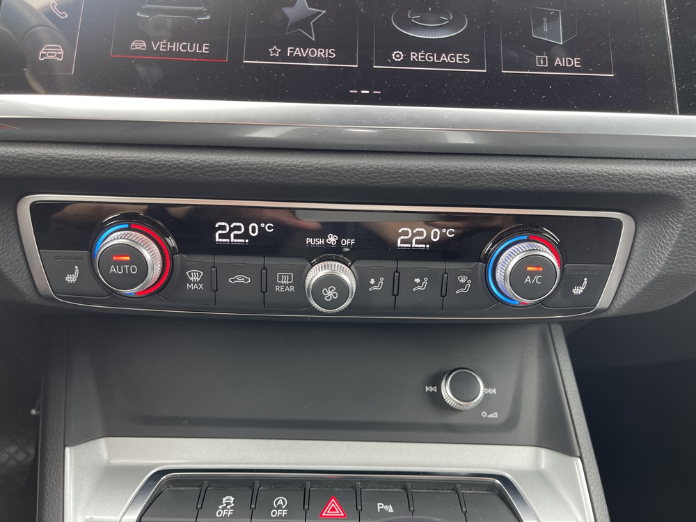 Q3 35 TFSI 150CH DESIGN S TRONIC 7 2022 occasion 33700 M&eacute;rignac
