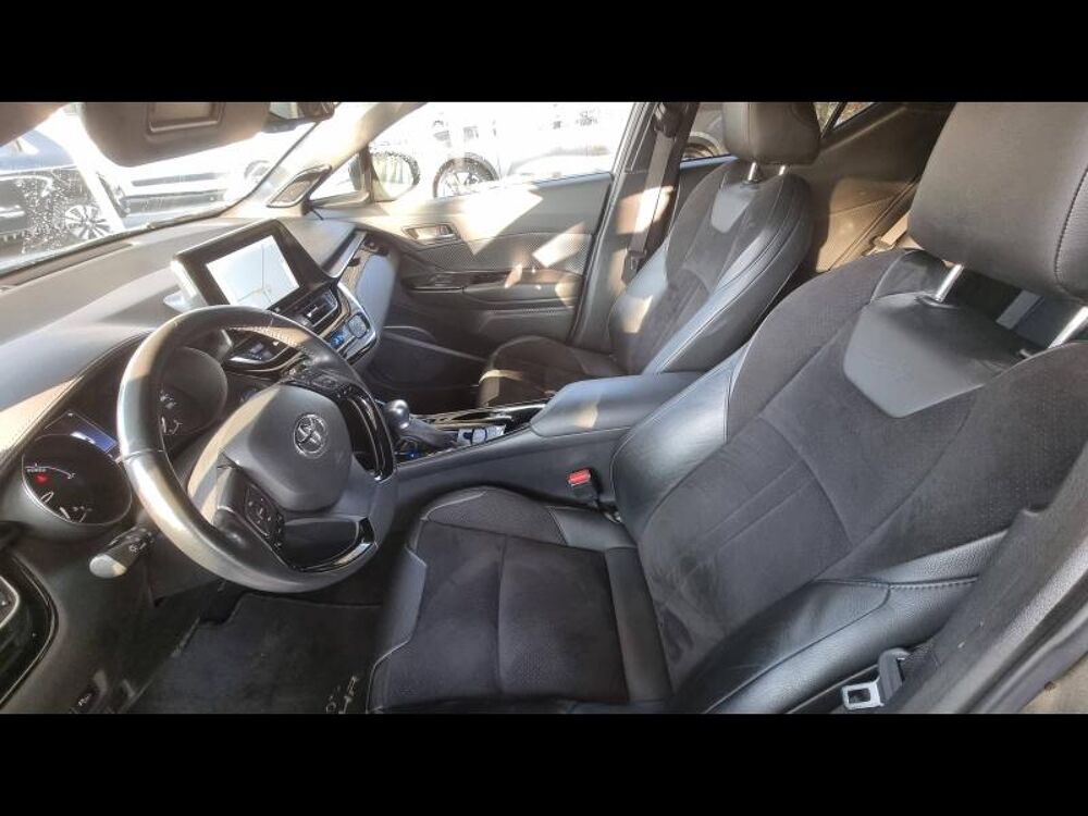 C-HR 2.0 Hybride 184ch Collection E-CVT 2022 occasion 78860 ST NOM LA BRETECHE