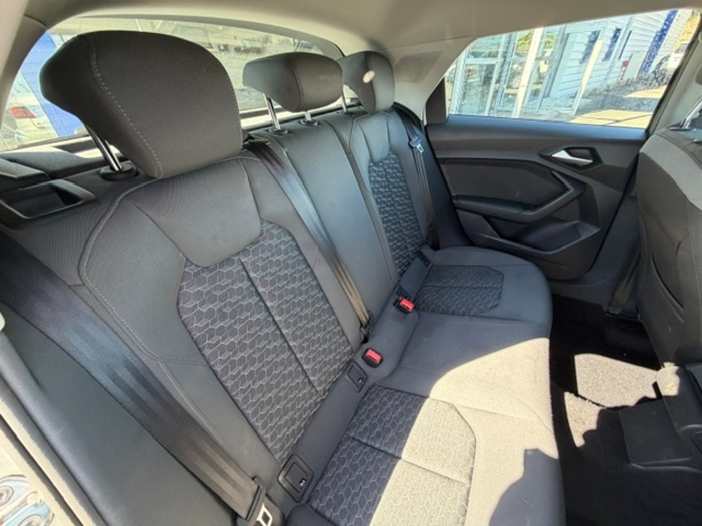 A1 30 TFSI 116CH DESIGN 2025 occasion 16400 Puymoyen
