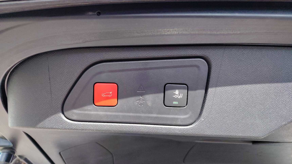 C5 aircross BLUEHDI 130CH S&S SHINE 2019 occasion 12850 Onet-le-Ch&acirc;teau