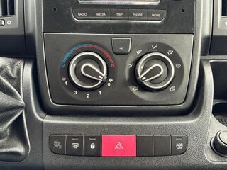 Boxer 335 L2H2 2.2 BlueHDi S&S 120ch Premium 2020 occasion 27200 Vernon