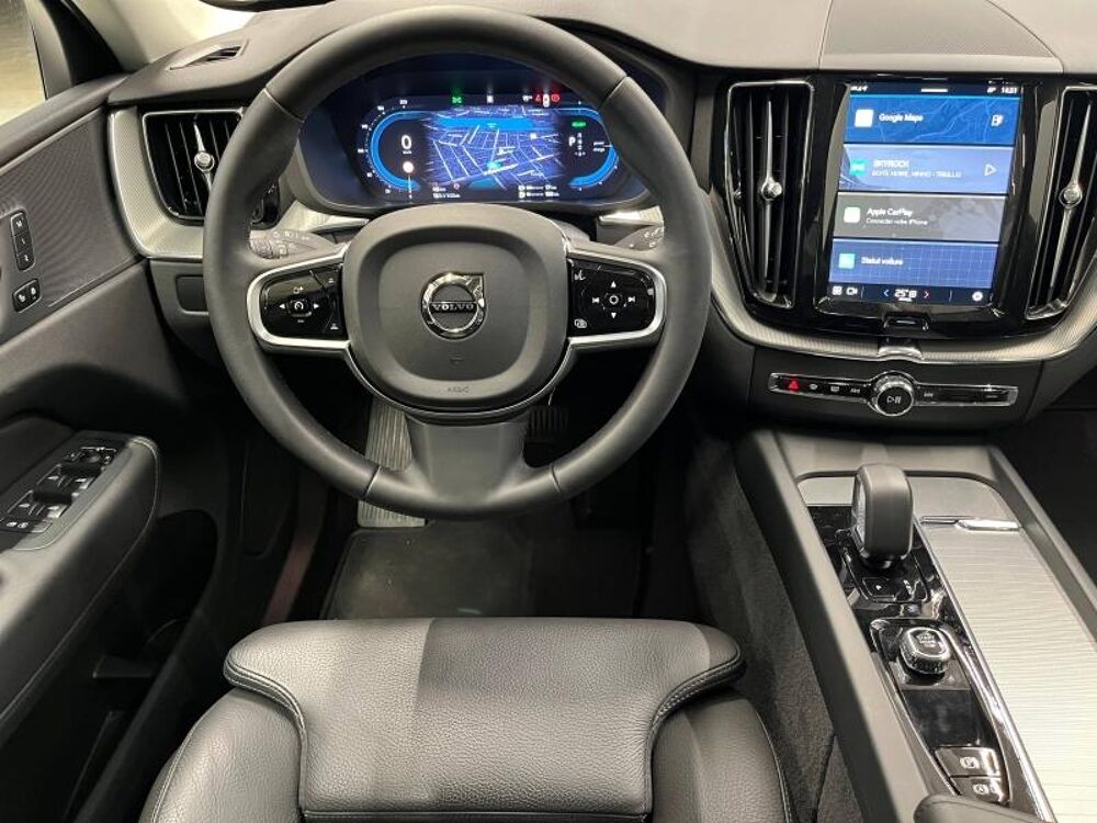 XC60 T6 Hybride Rechargeable 350 Plus Style Dark Geartronic 8 AWD 2024 occasion 91200 Athis-Mons