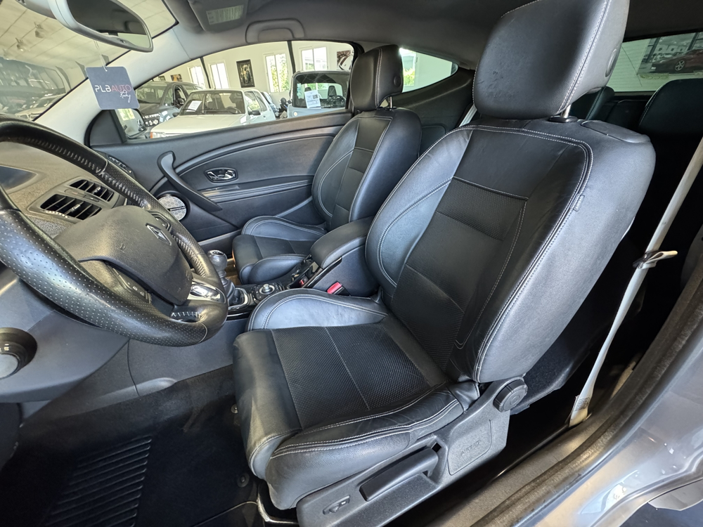 M&eacute;gane III Coup&eacute; 1.5 DCI 110CH BOSE 99 900 KM PLB AUTO 2014 occasion 12000 RODEZ