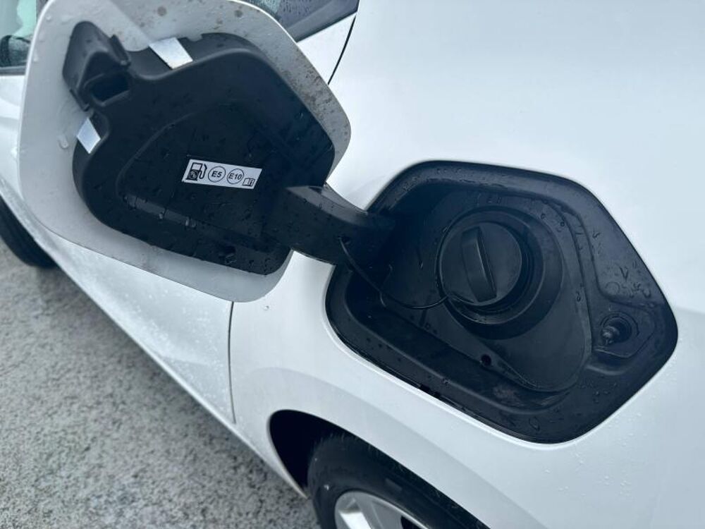 Corsa 1.2 75ch Elegance Business 2023 occasion 95500 Gonesse