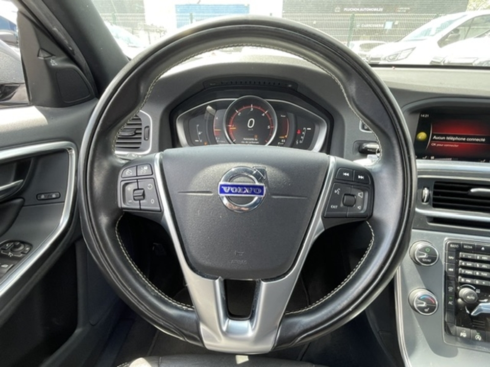 V60 D4 190CH MOMENTUM 2018 occasion 44190 Saint-Lumine-de-Clisson