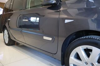 Grand Espace 2.0 DCI 175CH FAP CELEBRATION BVA 2009 occasion 95200 Sarcelles