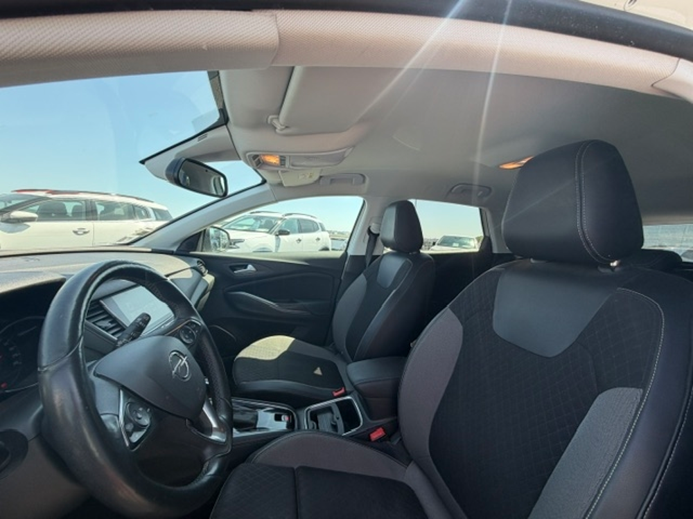 Grandland x 1.5 D 130CH INNOVATION BVA6 2019 occasion 16400 Puymoyen