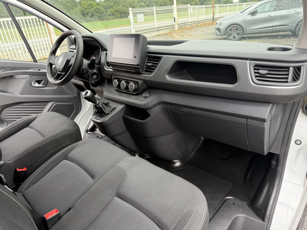 Trafic L1H1 2T8 2.0 BLUE DCI 150CH GRAND CONFORT 2023 occasion 26740 Les Tourrettes