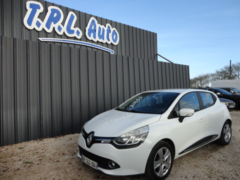Annonce voiture Renault Clio IV 7800 €