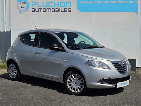 Lancia ypsilon 1.2 8V ELEFANTINO 5P