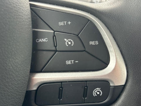 Renegade 1.6 MULTIJET 120CH LONGITUDE BUSINESS UTILITAIRE 2019 occasion 16400 Puymoyen