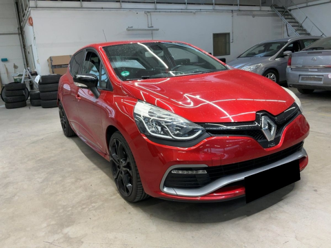 Clio IV IV 1.6 T 200CH RS EDC 2014 occasion 38150 Salaise-sur-Sanne