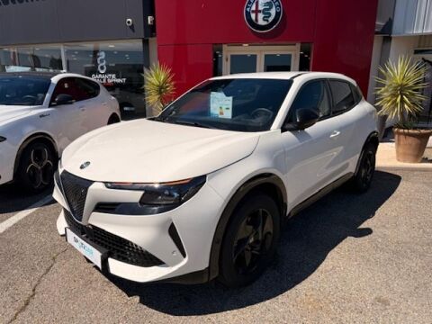Alfa Romeo Junior 1.2 Ibrida 136ch Premium DCT6 2025 occasion Arles 13200